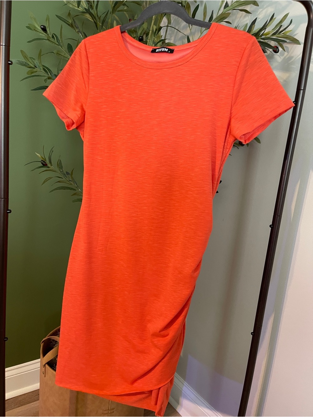 Amazon Orange Short-Sleeve Midi T-Shirt Dress